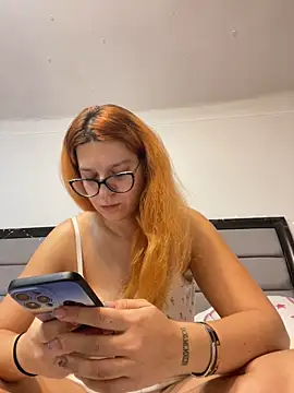 NadiraNoor online show from December 2024 04:58:01 PM