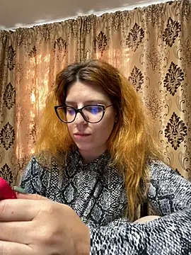 NadiraNoor online show from January 2025 12:33:01 PM