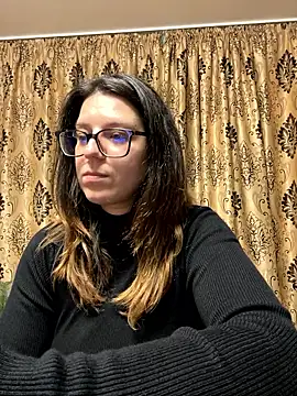 NadiraNoor online show from April 2026 12:41:01 AM