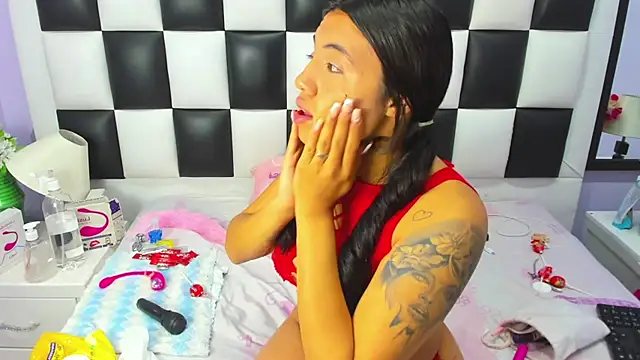 arianaa tompsoon online show from November 2025 03:08:02 AM