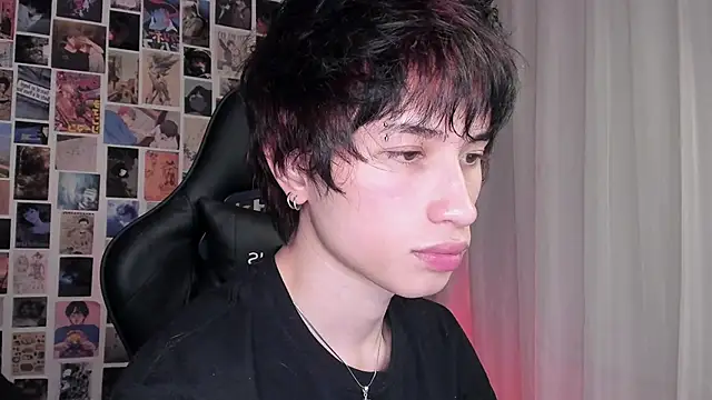 Snapshot of liamelf chatting on October 2025 05:54:02 AM liamelf online show from October 2025 05:54:02 AM