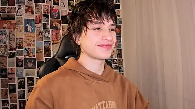 Snapshot of liamelf chatting on March 2026 05:21:02 AM liamelf online show from March 2026 05:21:02 AM