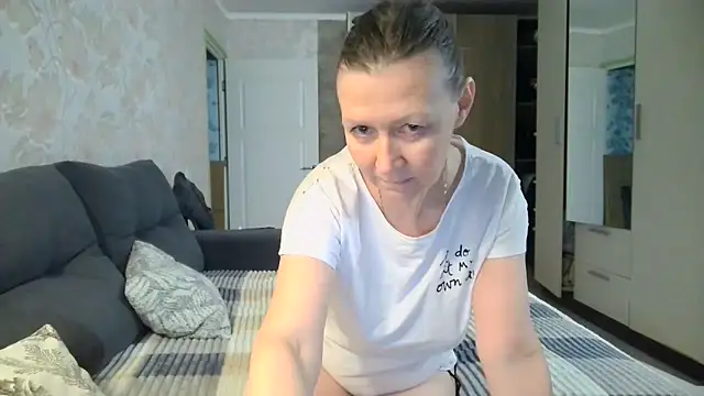 WindChristy online show from November 2025 02:02:02 AM