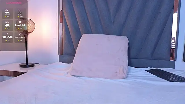 Snapshot of mailin18 chatting on April 2026 11:38:02 PM mailin18 online show from April 2026 11:38:02 PM