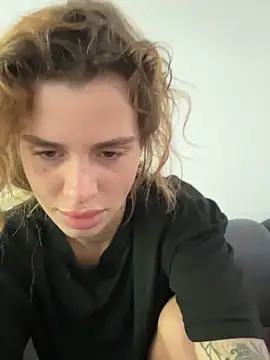 EmiliaCatalina online show from February 2026 06:56:02 PM