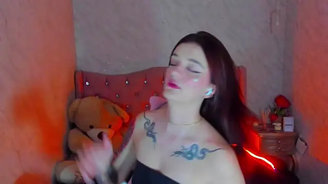 LiaHarryis online show from January 2025 05:28:02 PM