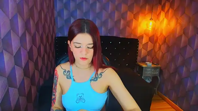 LiaHarryis online show from September 2025 05:14:01 PM