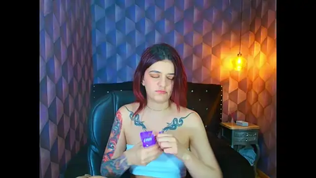 LiaHarryis online show from October 2025 06:07:02 PM