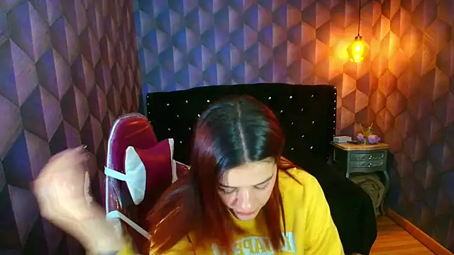 LiaHarryis online show from November 2025 07:16:02 PM