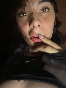 NICOLSKINNY1 online show from March 2025 02:51:02 AM