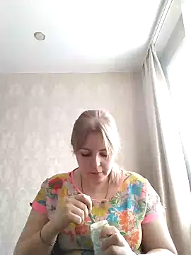 Lady nice cat online show from February 2025 04:20:01 AM