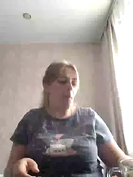 Lady nice cat online show from February 2025 03:42:01 AM