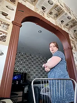 Lady nice cat online show from March 2026 03:01:01 AM