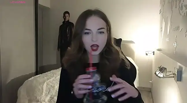 Snapshot of Miss_Aliannaa chatting on January 2025 06:19:02 PM Miss Aliannaa online show from January 2025 06:19:02 PM