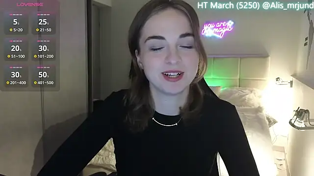 Snapshot of Miss_Aliannaa chatting on March 2025 08:21:01 PM Miss Aliannaa online show from March 2025 08:21:01 PM