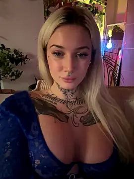 Stella-Kink online show from December 2024 06:00:02 PM