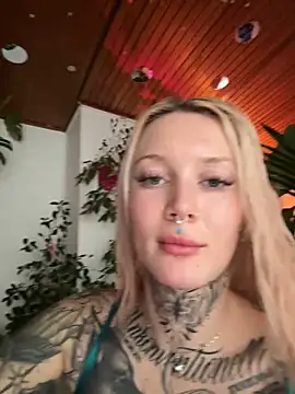 Stella-Kink online show from January 2025 11:34:01 AM