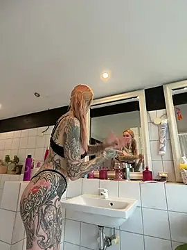 Stella-Kink online show from March 2026 09:59:01 AM