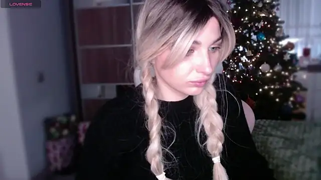 Snapshot of Yoda21 chatting on January 2025 09:23:02 AM Yoda21 online show from January 2025 09:23:02 AM