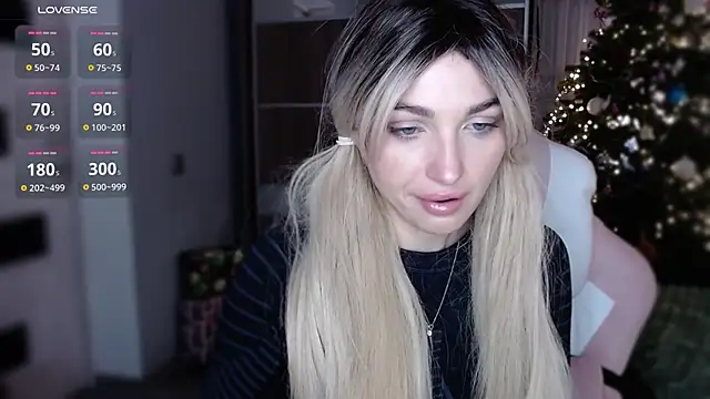 Snapshot of Yoda21 chatting on January 2025 02:03:02 PM Yoda21 online show from January 2025 02:03:02 PM