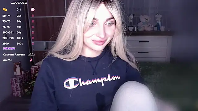 Snapshot of Yoda21 chatting on January 2025 03:30:02 PM Yoda21 online show from January 2025 03:30:02 PM