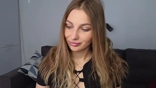 Snapshot of Yoda21 chatting on September 2025 10:06:01 AM Yoda21 online show from September 2025 10:06:01 AM