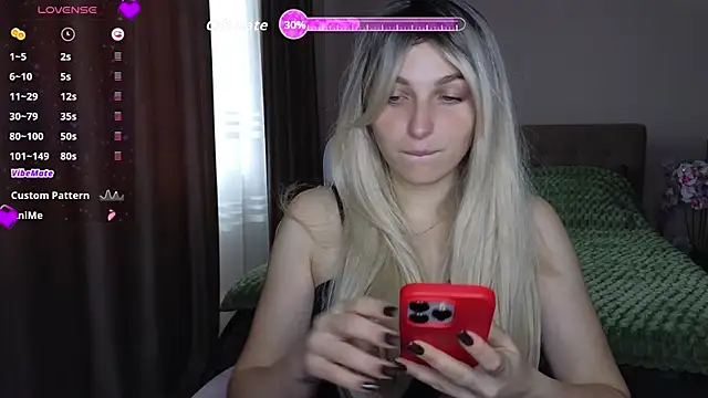 Snapshot of Yoda21 chatting on November 2025 12:14:02 PM Yoda21 online show from November 2025 12:14:02 PM