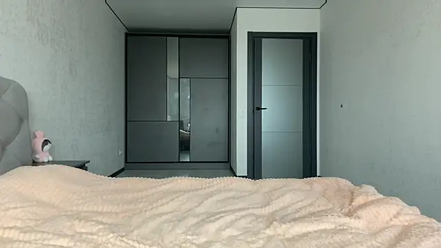 Snapshot of GracefulCharm chatting on March 2025 09:53:01 AM GracefulCharm online show from March 2025 09:53:01 AM