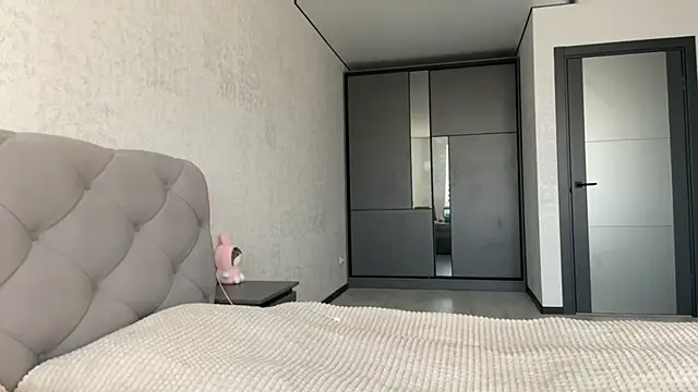 Snapshot of GracefulCharm chatting on March 2025 05:49:02 AM GracefulCharm online show from March 2025 05:49:02 AM