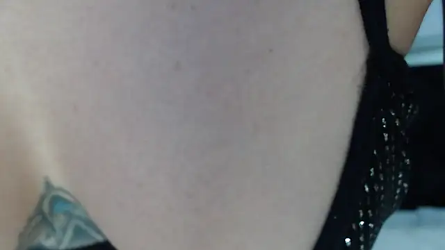 KinaCooper online show from February 2025 05:50:01 PM