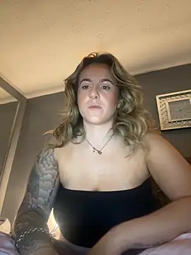 Miss emilee online show from October 2025 09:13:02 PM