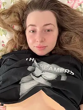 Snapshot of curvyflawless chatting on March 2026 08:26:01 AM curvyflawless online show from March 2026 08:26:01 AM