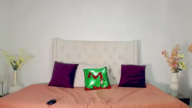 maria camilacms online show from February 2025 01:15:02 AM