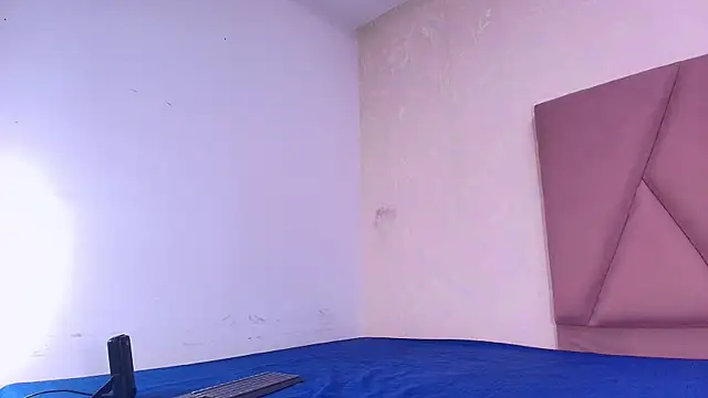 arl chloee online show from September 2025 03:07:02 AM