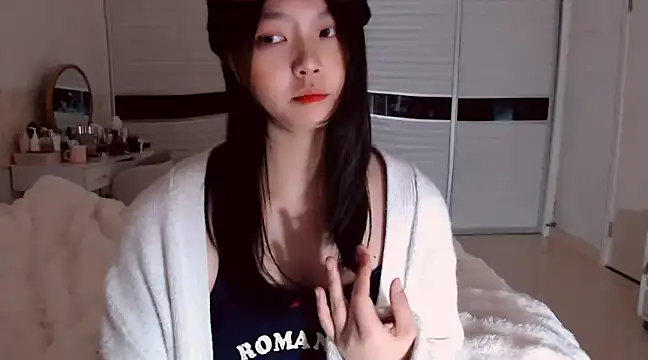 -Lucky Girl online show from January 2025 11:43:01 AM