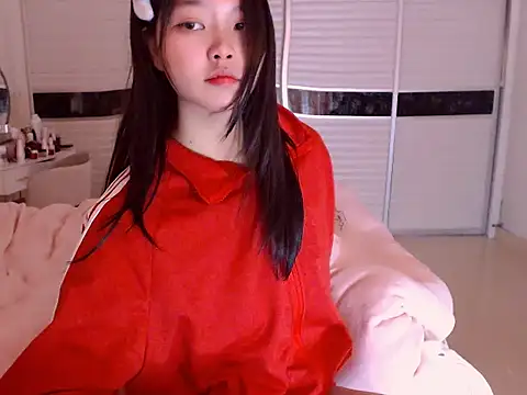 -Lucky Girl online show from February 2025 05:18:02 AM