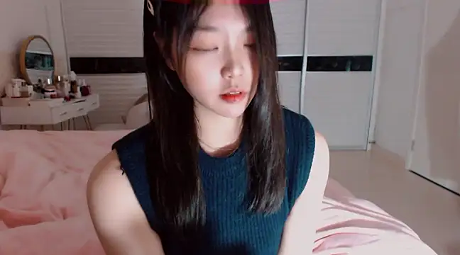 -Lucky Girl online show from February 2025 11:42:02 AM