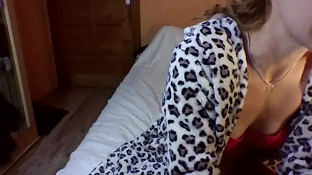 tmona1917 online show from October 2025 08:46:01 AM