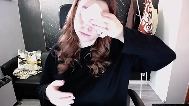 littleviki7 online show from November 2025 08:30:02 AM