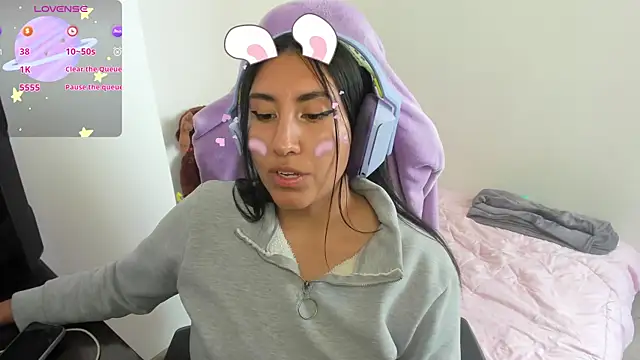 Snapshot of nerdgirl_314 chatting on January 2025 05:39:01 PM nerdgirl 314 online show from January 2025 05:39:01 PM