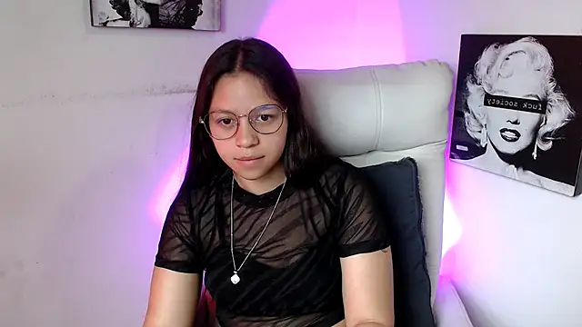 SamanthaRoldaan online show from March 2025 05:48:02 PM