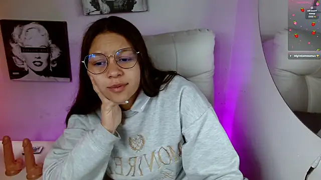 SamanthaRoldaan online show from September 2025 01:49:01 PM