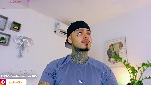 JordanSmiith  online show from March 2026 08:15:02 PM