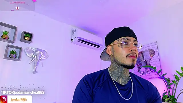 JordanSmiith  online show from March 2026 09:53:02 PM