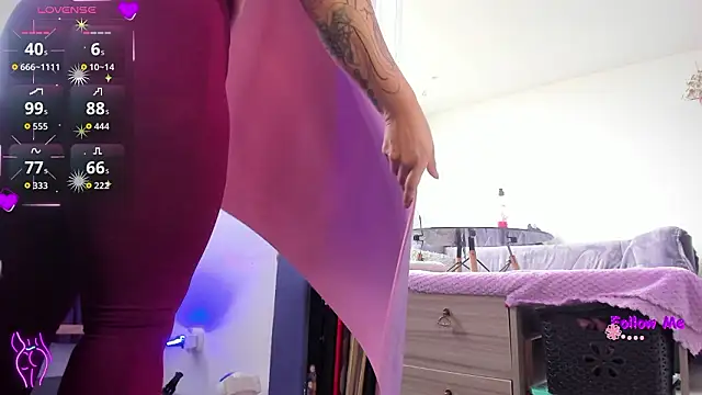 witchviolet online show from March 2026 03:40:01 PM