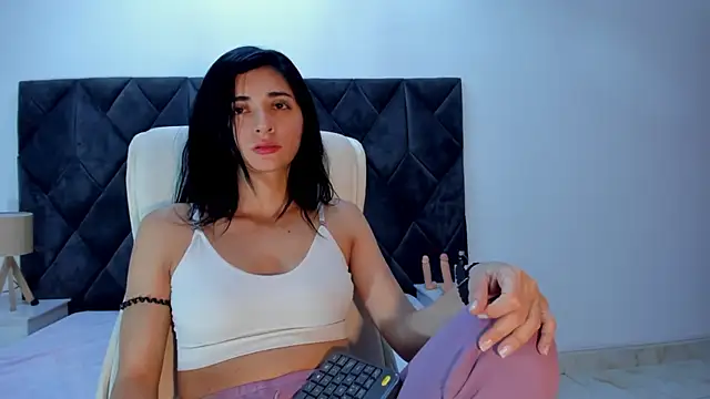 Snapshot of Linisprincehot69 chatting on February 2025 01:22:01 AM Linisprincehot69 online show from February 2025 01:22:01 AM