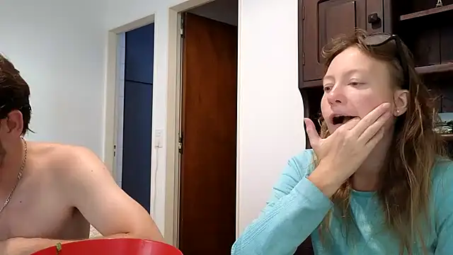 Snapshot of Jony_Marta chatting on February 2025 07:21:01 PM Jony Marta online show from February 2025 07:21:01 PM