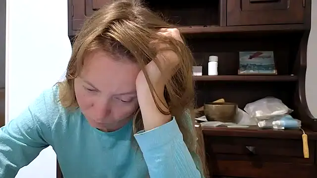 Snapshot of Jony_Marta chatting on February 2025 10:42:02 PM Jony Marta online show from February 2025 10:42:02 PM