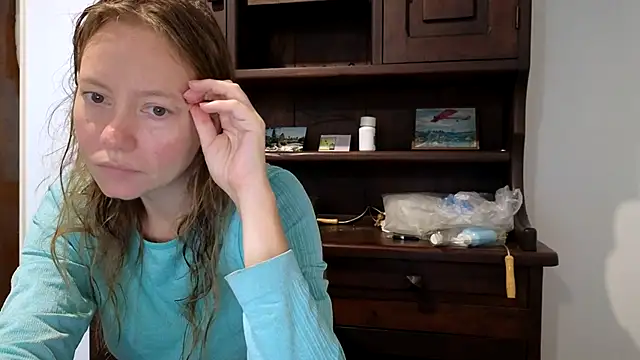 Snapshot of Jony_Marta chatting on February 2025 03:42:02 PM Jony Marta online show from February 2025 03:42:02 PM