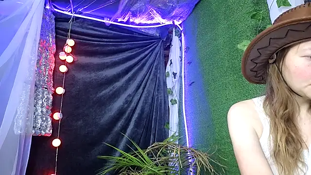 Snapshot of Jony_Marta chatting on October 2025 03:35:02 PM Jony Marta online show from October 2025 03:35:02 PM